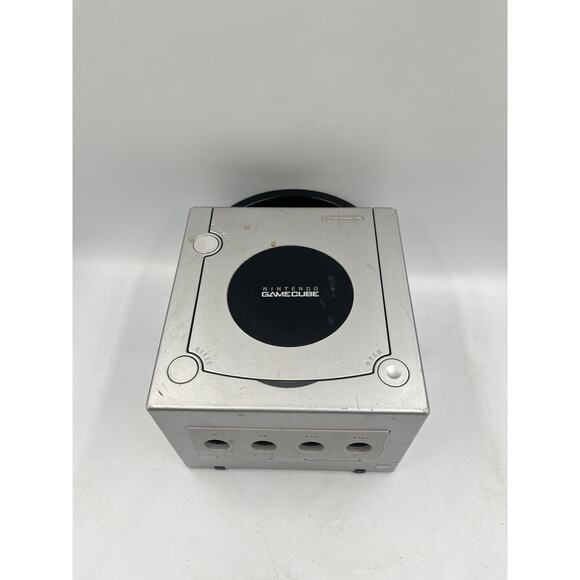 Nintendo GameCube DOL-001 Silver System Console Only For Parts Or Repair Only - Picture 3 of 9